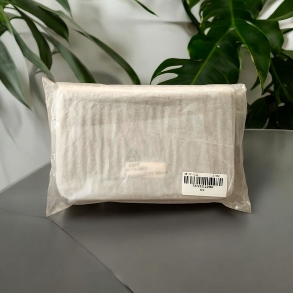 BCBG Quilted Crossbody Bag-Stone - Picture 9 of 10